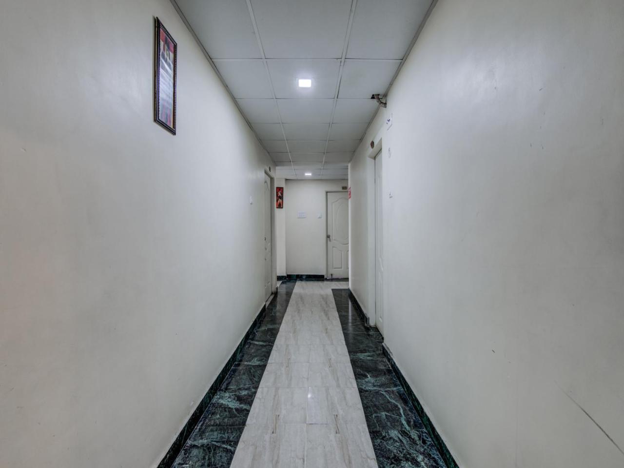 Oyo 18873 Hotel Comfort Deoghar Extérieur photo